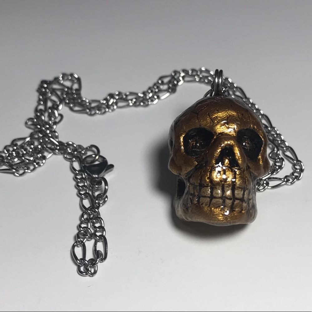 Skull pendent necklace in polymer clay